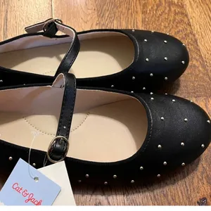 New cat and Jack studded kids Black Mary Jane Shoes size 5 thumbnail 5
