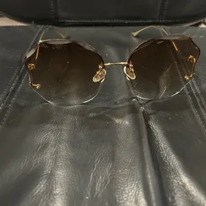 Elegant Brown Sunglasses thumbnail 11