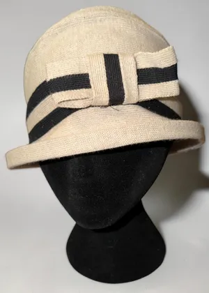 Sun Guard by Parkhurst Cloche Cream & Black Cotton Hat Vintage Made in Canada thumbnail 1