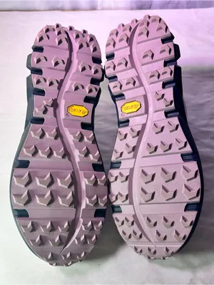 Oakley Women's Trail Runners - White, Pink & Navy thumbnail 9