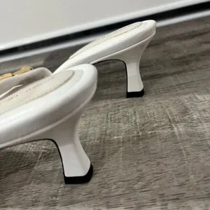 GOOD AMERICAN White Gold Chain Kitten Heels thumbnail 6