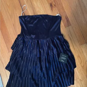 Lulu's Midnight Blue/ navy Strapless Dress thumbnail 3