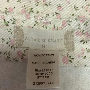 Altar'd State White Pink Floral Print Raw Hem Straight Pencil Mini Cargo Skirt M thumbnail 5
