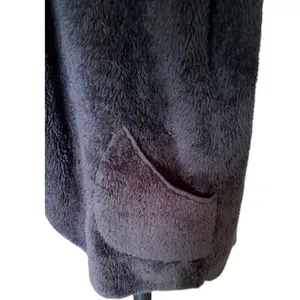 Zenana Outfitters Women’s Fuzzy Hooded Long Vest Size L Black Open Front thumbnail 3