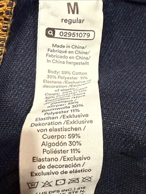 Halara flex mid rise skinny cropped jeans with pockets size medium. thumbnail 7
