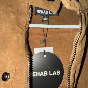 Rehab Lab - Suede Wheat Utility Jacket – Size Large NWT thumbnail 6