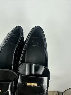 A New Day Black Loafers Woman's Size 7 Grunge Goth thumbnail 6