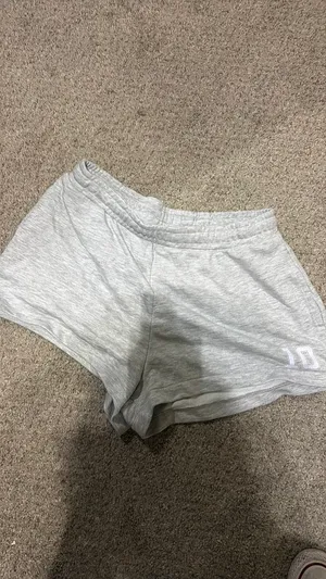 Best Women’s Shorts thumbnail 2