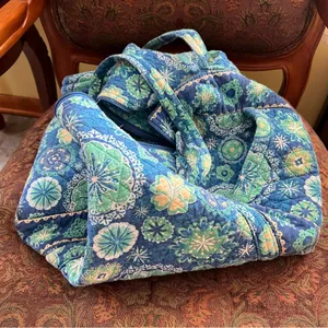 Quilted Fabric Overnight Weekend Duffle Bag Carry On Blue Yellow Floral Zip thumbnail 10