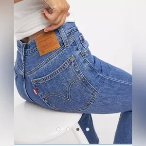 Levi's 501 high rise straight leg crop jeans in blue thumbnail 3