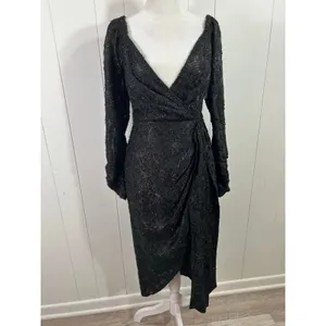 ASTR the Label Therese Floral Burnout Tie Waist Midi Dress in Black. Size S thumbnail 5