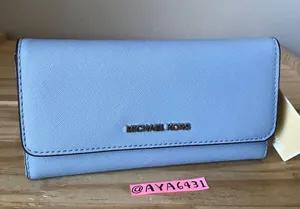 Wallet thumbnail 1