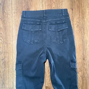 Spanx Gray Cargo Skinny Pants Stretch Twill Womens Size Large Tall Elastic Waist thumbnail 9