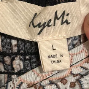 Kyemi maxi floral tie strap dress size Large. NWT thumbnail 5