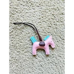 Mini Horse Bag Charm pony Faux Leather Pink with‎ Blue Mane - New thumbnail 3
