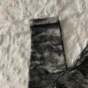 Lululemon Women’s 2 Wunder Under High-Rise Tight 28" Misted Jacquard Black White thumbnail 1