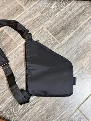 Black Slim Travel Anti-theft Crossbody Sling money and valuables Bag NWOT thumbnail 2