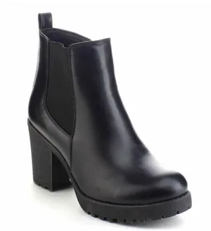 Refresh Black Chunky Lug Sole Slip On Bootie thumbnail 5