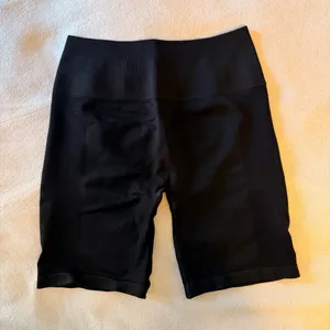 Alphalete Amplify Shorts thumbnail 2