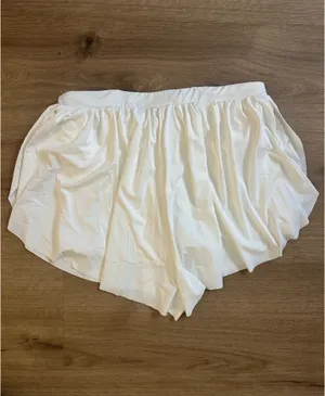 Gold Hinge White Shorts thumbnail 2