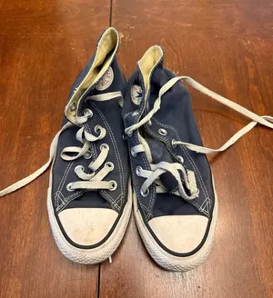 Converse Sneakers thumbnail 1