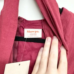 Nwt Showpo Women Free Mind Dress In Wine Linen Look Size 2‎ thumbnail 4