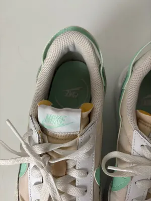 Nike Shoes Women’s thumbnail 4