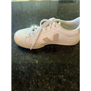Size 7 VEJA Campo White Sneakers Tennis Shows White Gold Campo Trendy Low Top thumbnail 9