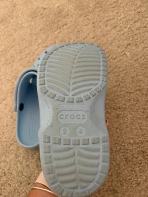 Crocs thumbnail 3