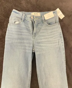 Hollister Jeans thumbnail 1