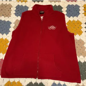 Harley-Davidson $80 Woman's Medium Embroidered Red Fleece Zip Front Vest thumbnail 1