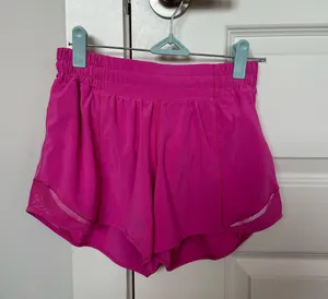 Lululemon Sonic Pink Hotty Hot 2.5" Low-Rise Shorts thumbnail 1