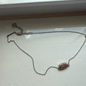Kendra Scott Necklace thumbnail 2