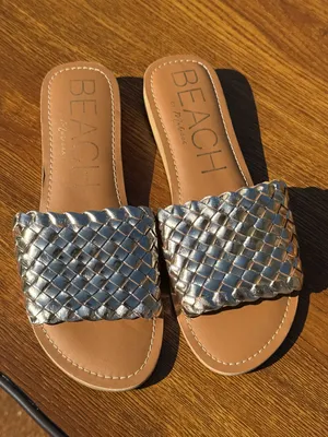 Matisse Beach Pipeline Sandals Gold Metallic Woven Leather Slides Size 8 thumbnail 3