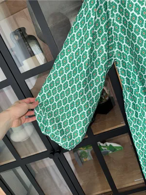 Amazon block print kelly green maxi dress midi puff sleeve tiered ruffle thumbnail 6