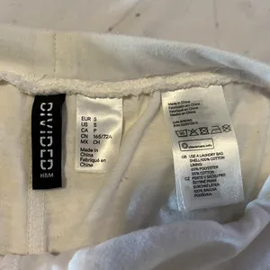 White Crochet Shorts from H&M thumbnail 3