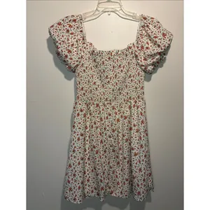 Mi Ami for Francesca‎s NWT Puff Sleeve Smocked Dress Ditzy Floral Size L thumbnail 2