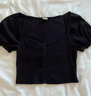Aritzia Wilfred Free Puff-Sleeve Bustier Top thumbnail 2