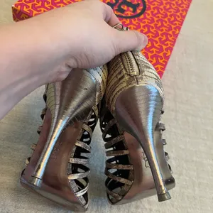 Tory Burch Cuba Heels thumbnail 5