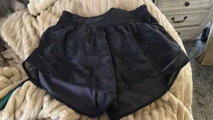 Lululemon Hotty Hot Short 2.5” thumbnail 1