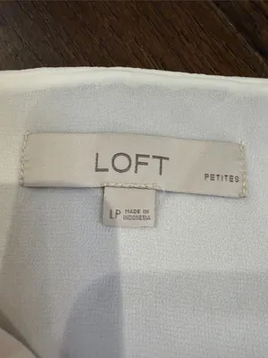 LOFT Cream Silk-Feel Spaghetti Strap Cami Size Large Petites - C30-141 thumbnail 2
