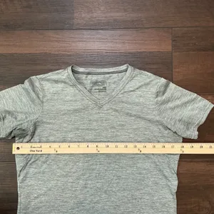 Patagonia Capilene Daily V-Neck Shirt Grey Heathered Baselayer Small Hiking Tee thumbnail 4