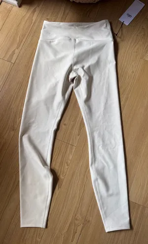 ALO Yoga Airlift High Waist Horizontal 7/8 Legging thumbnail 1