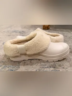Hunter Cozy Cream Faux Shearling Slip-On Clogs thumbnail 7
