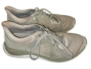 Lululemon Chargefeel Low Women's Workout Shoe 7.5 thumbnail 1