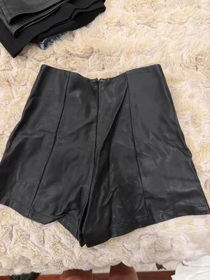 Leather shorts Black thumbnail 2