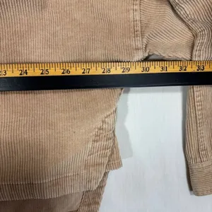 Forever 21 Button Up Shirt Jacket Shacket Tan Corduroy Cropped Boxy Minimalist L thumbnail 11
