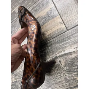 Cole Haan Womens Leopard Patent‎ Leather Square Toe Heel - Size 8B Flaws thumbnail 4