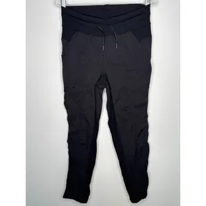 2015 Lululemon Dance Studio Pant II Straight-Leg Black Size 6 thumbnail 6