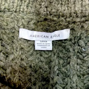 American Eagle Dark Green Chunky Knit Sweater | Small | Cropped Oversized Fit thumbnail 10